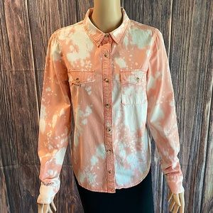 Life in progress red & white cloud boho button down blouse size medium